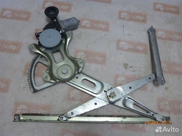 Стеклоподъемник передний правый Toyota Rav4 ACA30
