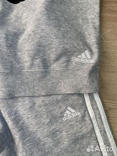 Спортивный костюм Adidas, р. 128 (7-8 лет)