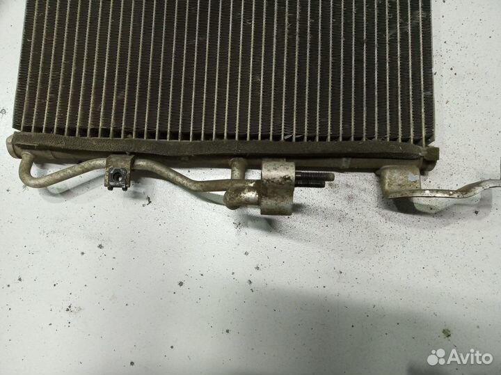 Hyundai elantra III радиатор кондиционира