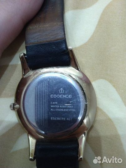 Часы essence