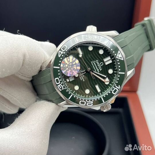 Часы Omega