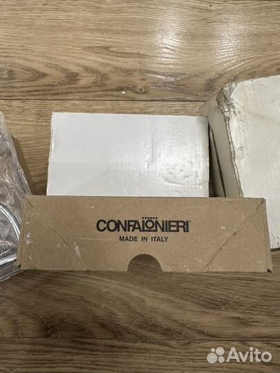 Полкадержатель (италия)