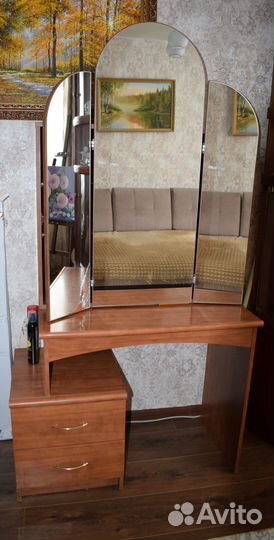 Продам трельяж