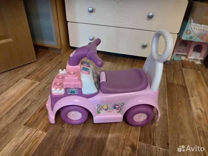 Машинка каталка fisher price