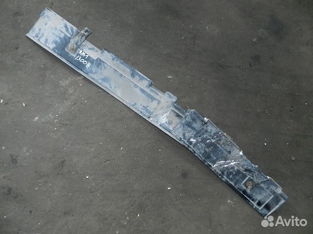 Накладка декоративная под кабину прав. Renault Mag