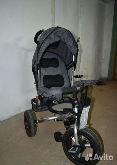 Трехколесный велосипед с родительской ручкой