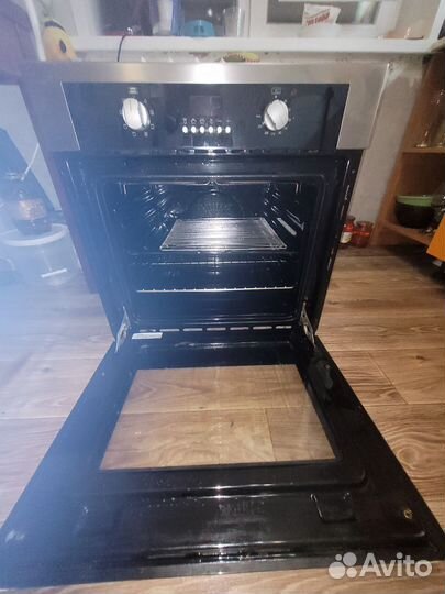 Духовой шкаф
