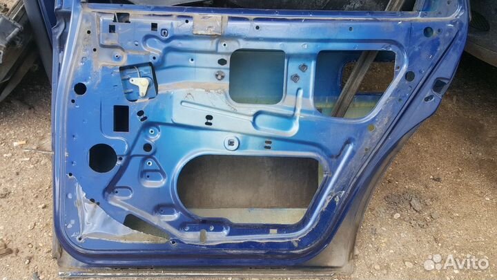 Дверь задняя правая Opel vectra a опель вектра а