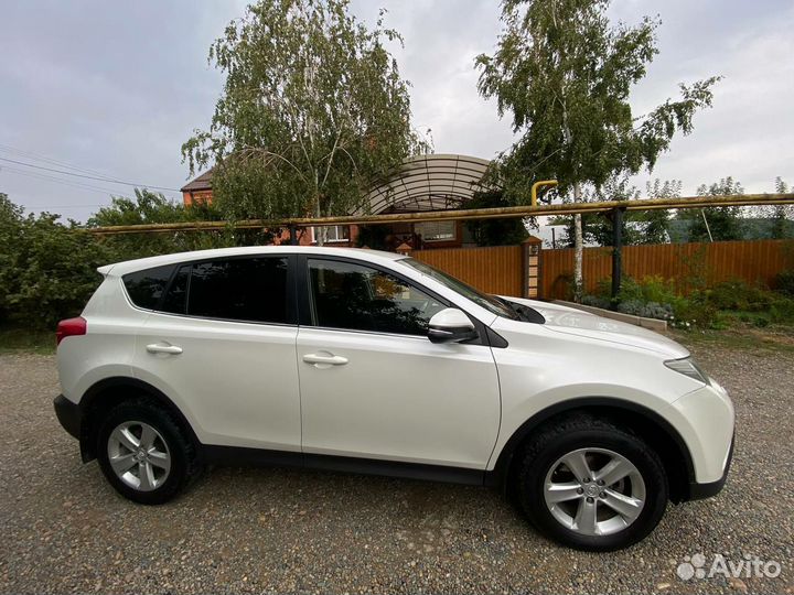 Toyota RAV4 2.0 CVT, 2013, 320 134 км