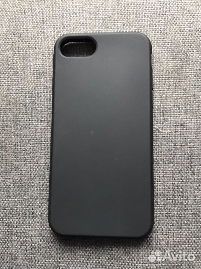 Чехол на iPhone 7