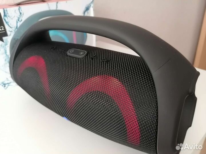Музыкальная колонка jbl Boombox 2