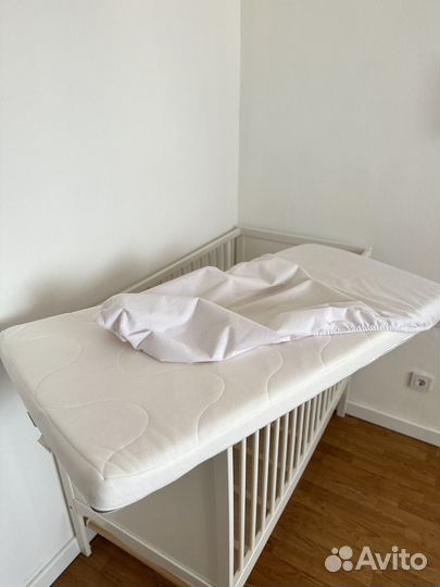 Икея Кроватка, матрас, наматрасник Орматек