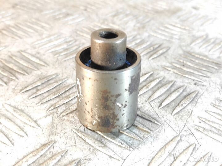 Ролик Subaru Forester S11