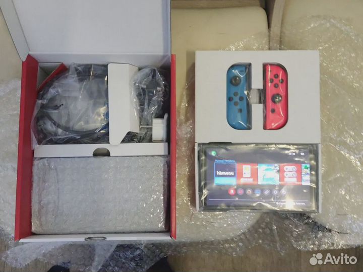 Новая Nintendo switch oled прошитая. Торг уместен