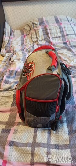 Портфель школьный для мальчика 1-4 класс