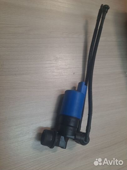 Насос омывателя фар peugeot 308 (2007)