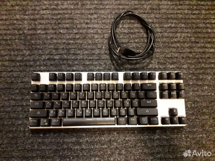 Механическая клавиатура игровая