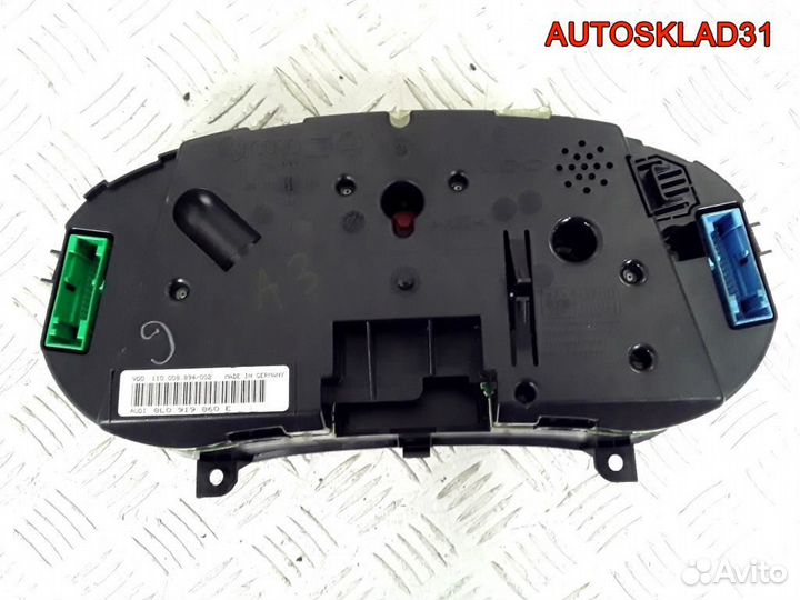 Панель приборов Audi A3 8L 8L0919860E Бензин