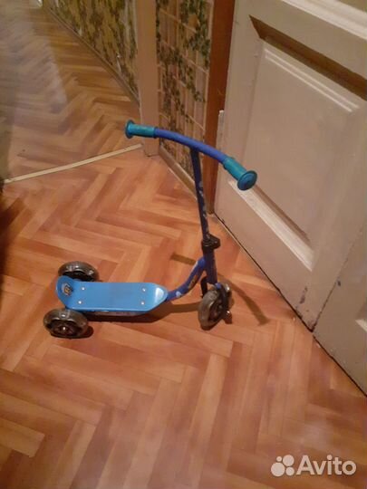 Самокат детский трехколесный бу