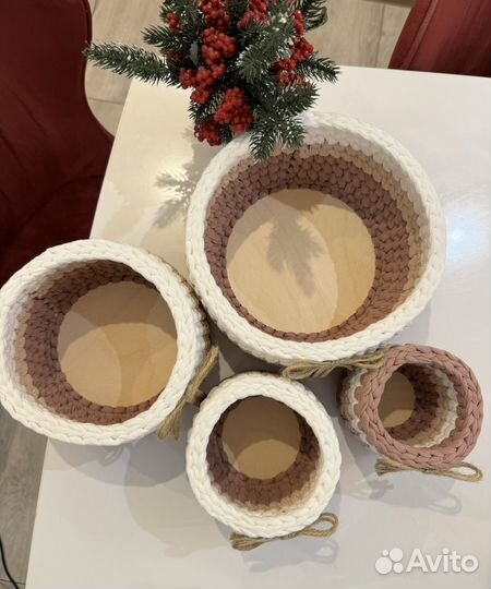 Подарок к празднику. Корзины вязаные