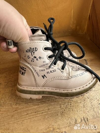 Ботинки для девочки 22