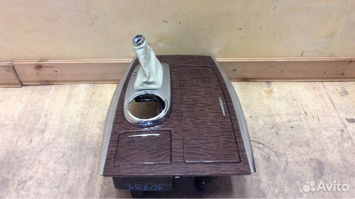 Консоль кулисы кпп Infiniti QX56 Z62 2010-2022