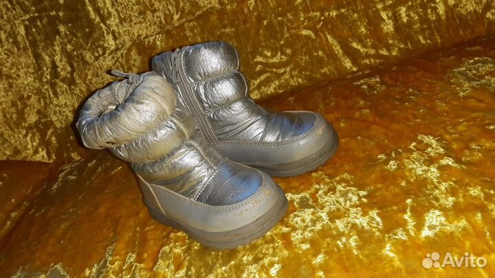 Дутики для девочки 23