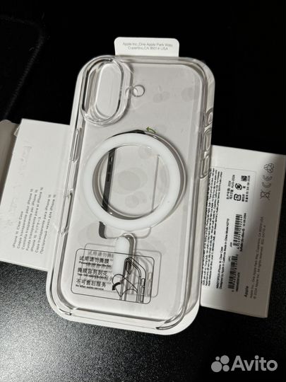 Чехол iPhone 16 Clear Case