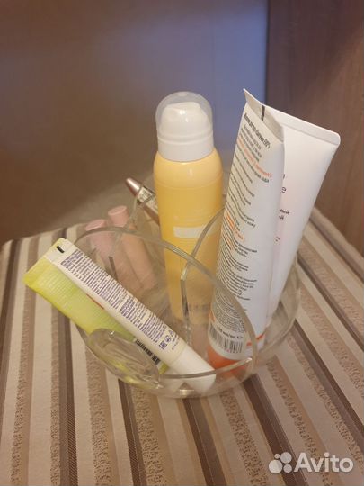 Акриловый органайзер для косметики и прочего