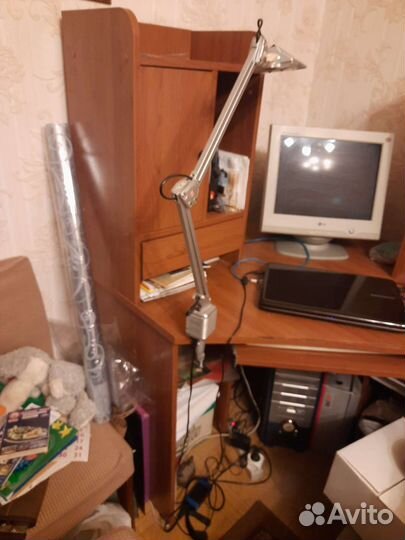 Угловой компьютерный стол бу