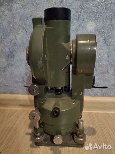 Теодолит СССР Зарезервирован