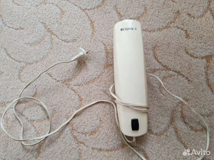 Электрощетка-пылесос Ветерок 3