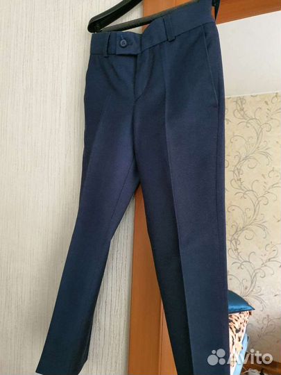 Школьный костюм +рубашка+туфли