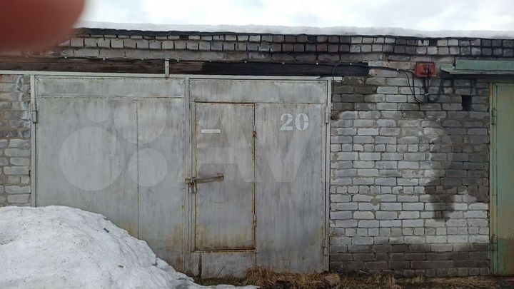 Гараж, > 30 м²