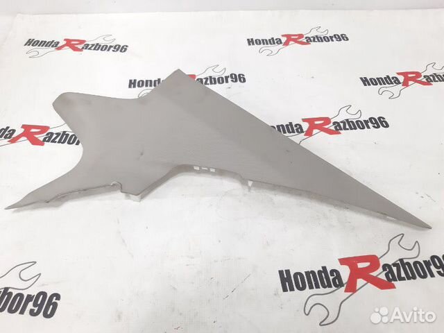 Накладка стойки задняя правая Honda Accord 8 CU2