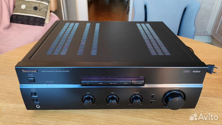 Усилитель Sherwood AX-5505 200Вт + пульт + DVD LG