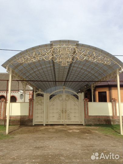 Навесы из Лексана