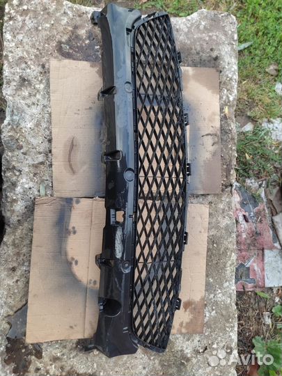 Решетка бампера mazda 3