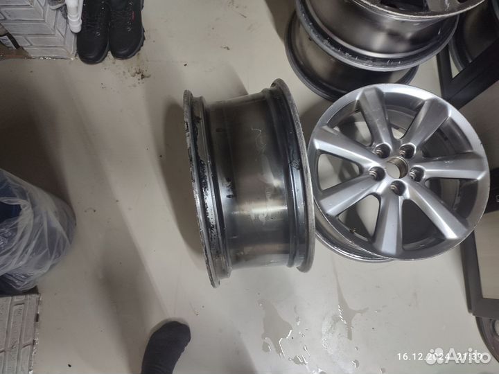 Литые диски r18 5x114 3 бу