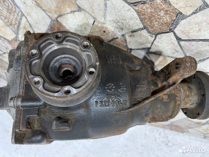 Редуктор задний Bmw 530I седан 3.0 (N52B30AF) 2007