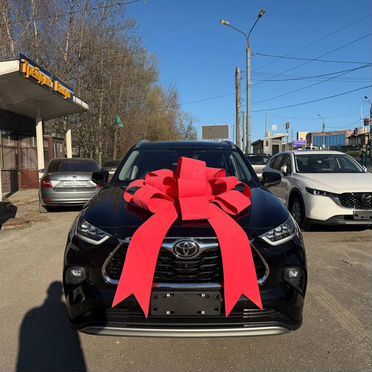 Toyota Highlander 2025, 2.0 15 км