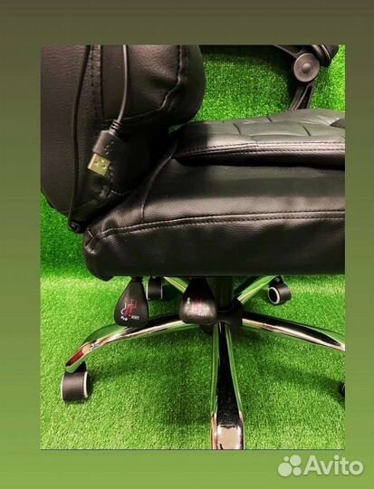 Офисное кресло с массажем