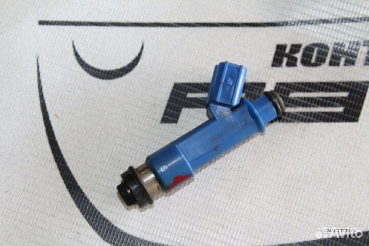 Форсунка toyota 1NZ-FE 1NZ-FXE 2NZ-FE 2325021040 2