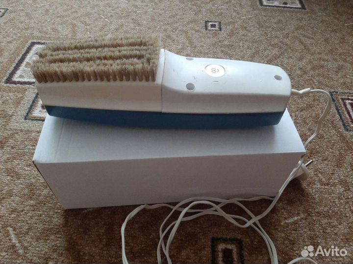 Пылесос электрощетка