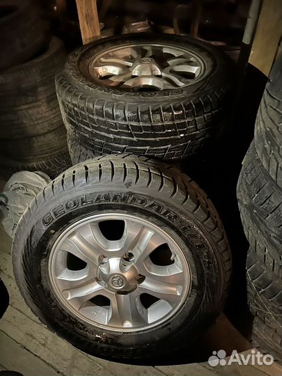 Колеса тойота Yokohama geolandar 285/60/R18
