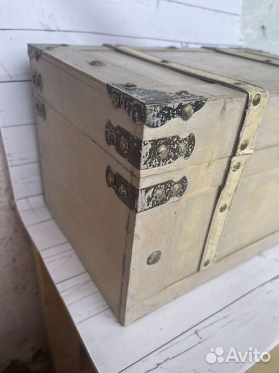 Сундук винтажный