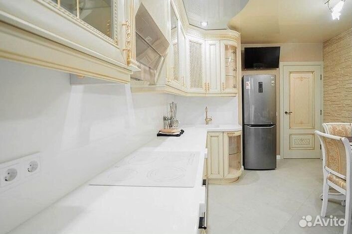 Кухонный гарнитур классика 