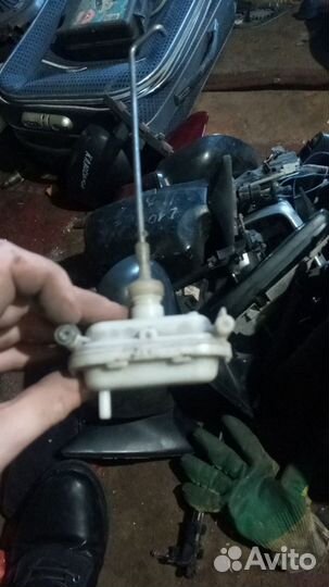 Активатор замка двери Volkswagen Golf 3