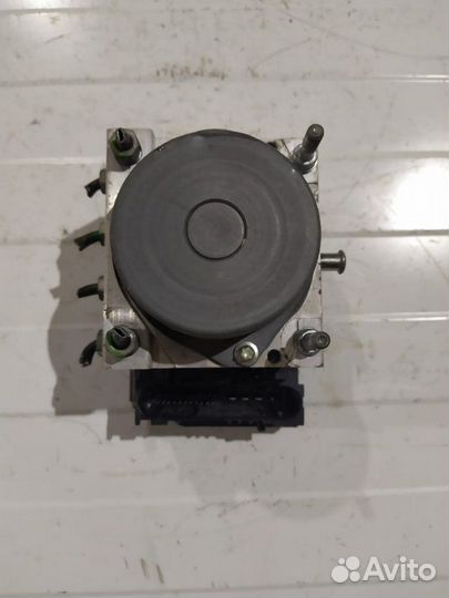 Блок ABS Nissan Tiida хэтчбек 1