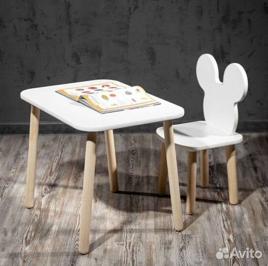 Детский стол и стул